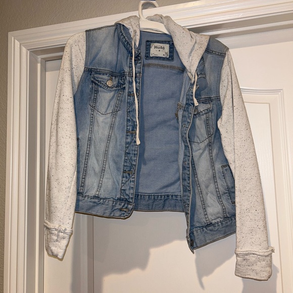 jean jacket/ sweater - Picture 2 of 2